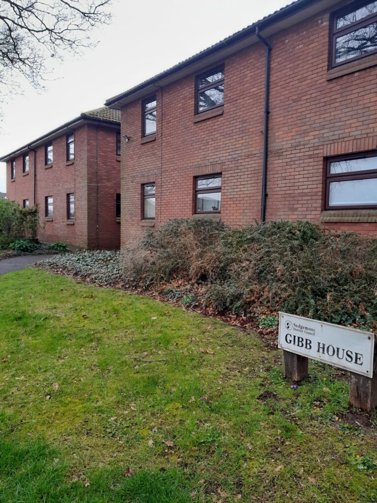 Picture of the front of Gibb House 